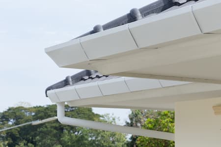 7 Benefits Regular Gutter Cleaning & Eavestrough Washing Has To Offer